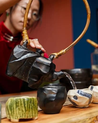 Suiro Teas gallery image 2